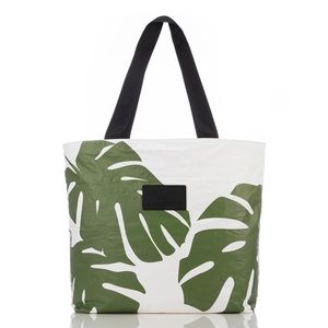 NWT Aloha Collection Day Tripper Bag
